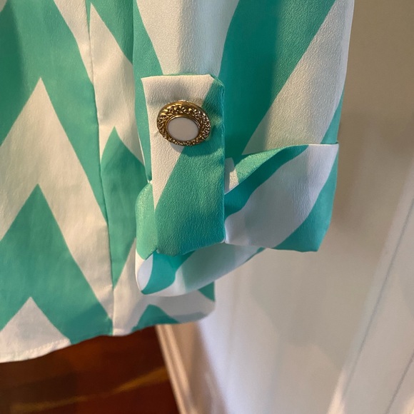 Everly Blouse Size Medium Green & White Stripe, Roll Tab Cuffs - Picture 3 of 3